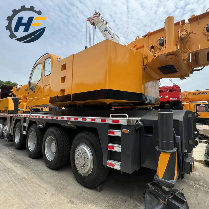 Grue de camion XCMG QY100K/XCT100 de 100 tonnes