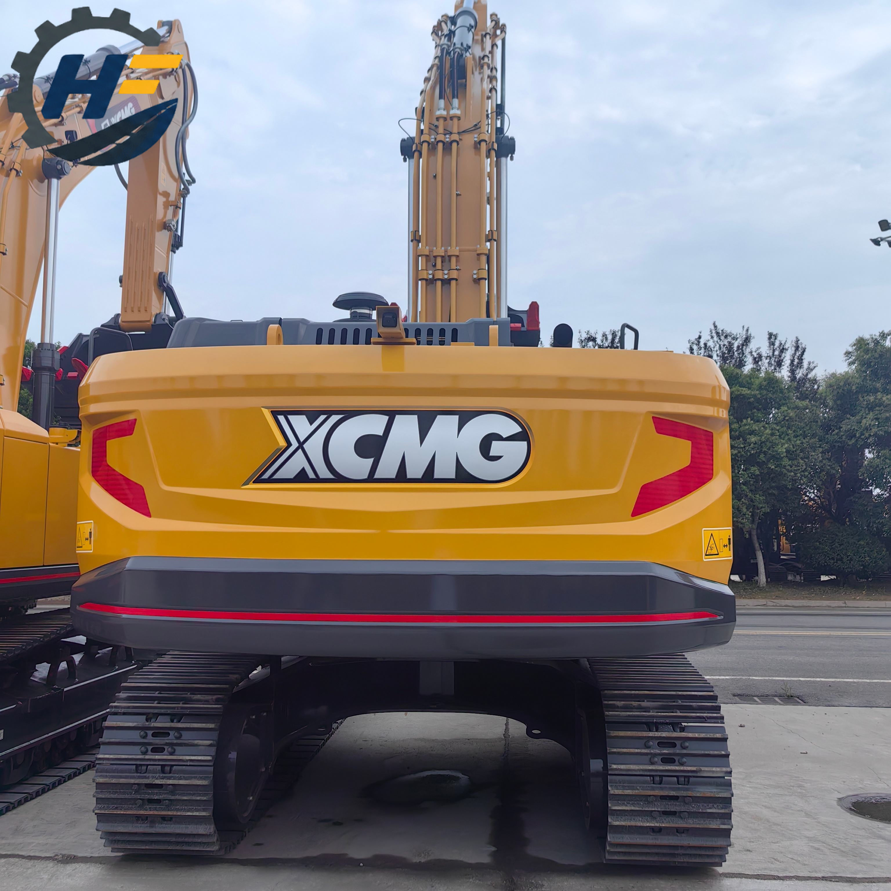XCMG XE380