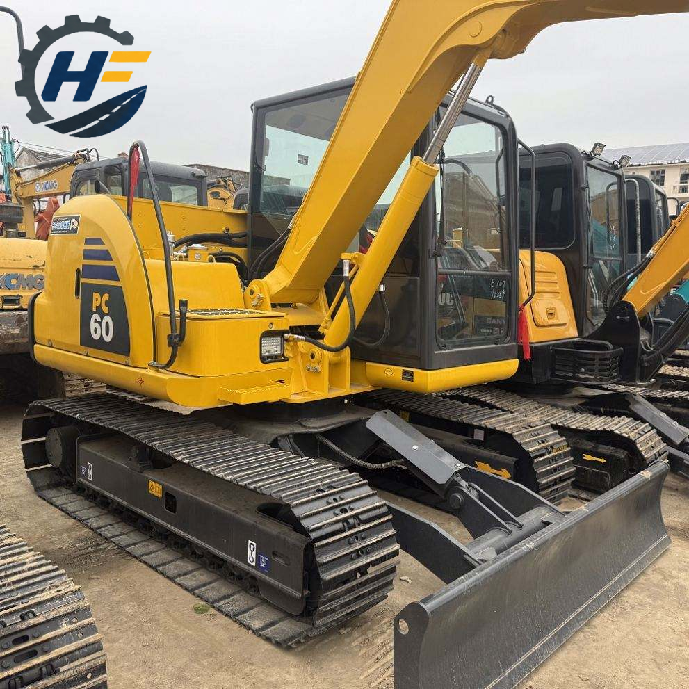 Excavatrice Komatsu PC60