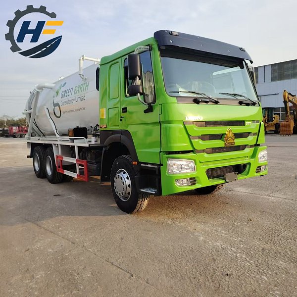 Camions-citernes à vide pour eaux usées