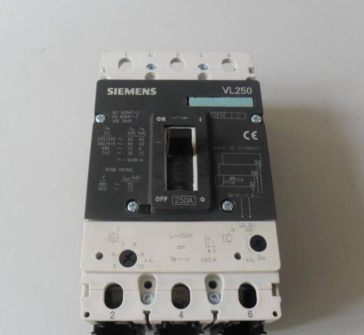 3VM1225-5EE32-0AA0