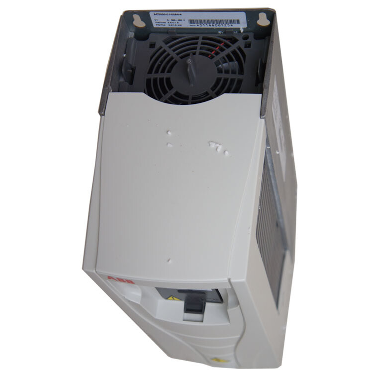 ACS880-01-017A-3