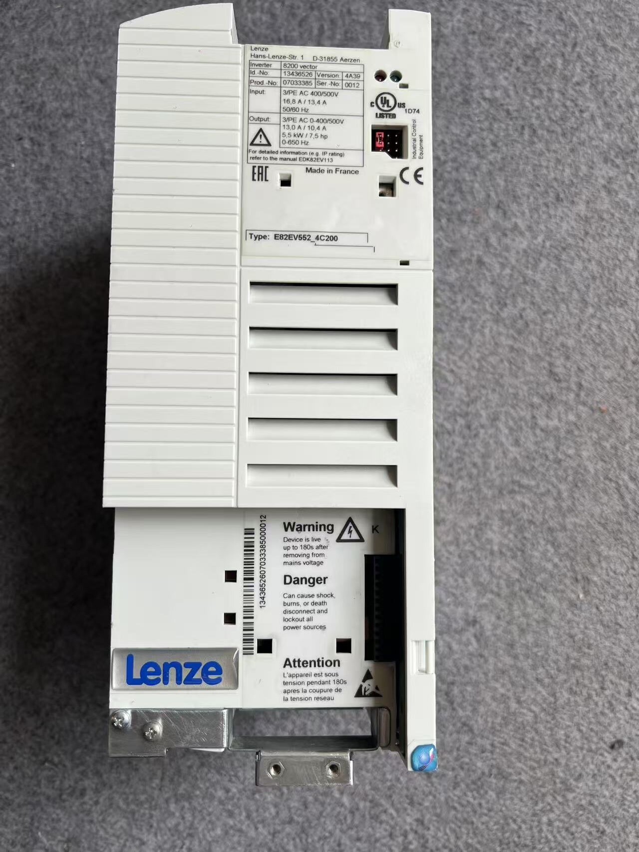 E82EV402-4C