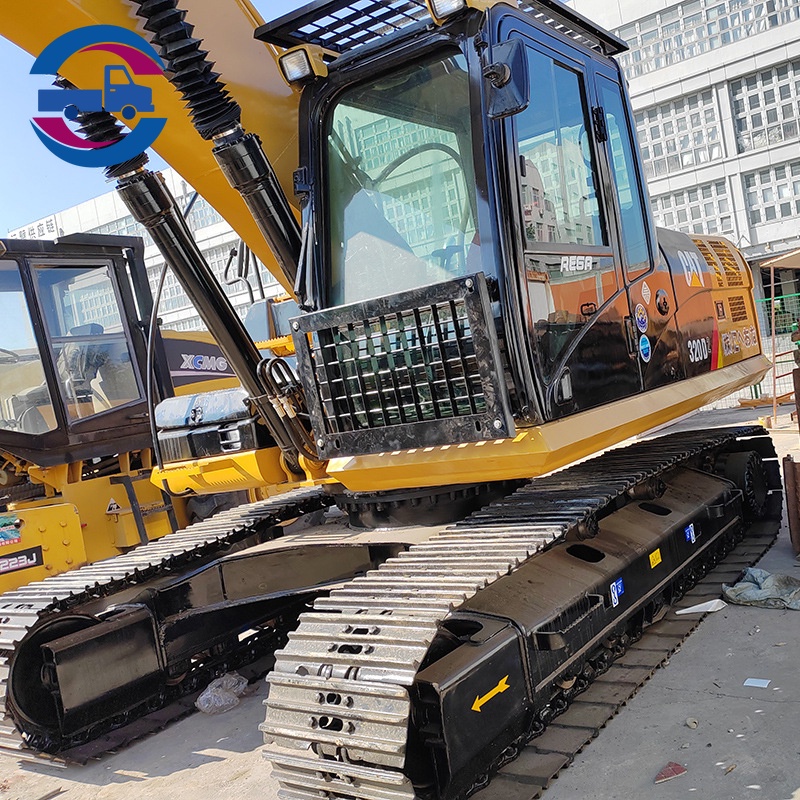 Excavatrice sur chenilles Cat 320D