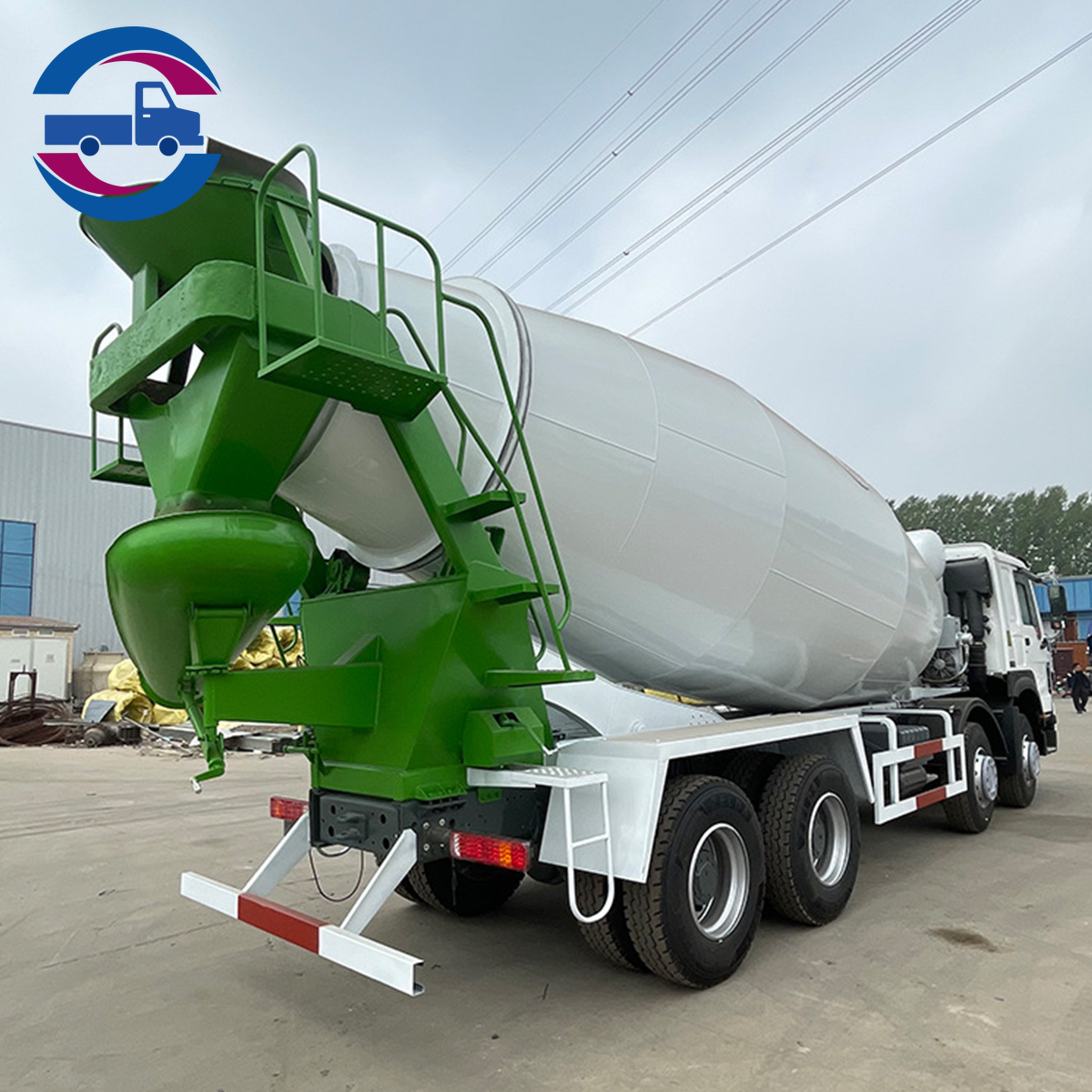 Camion toupie à béton Howo 371 8x4
