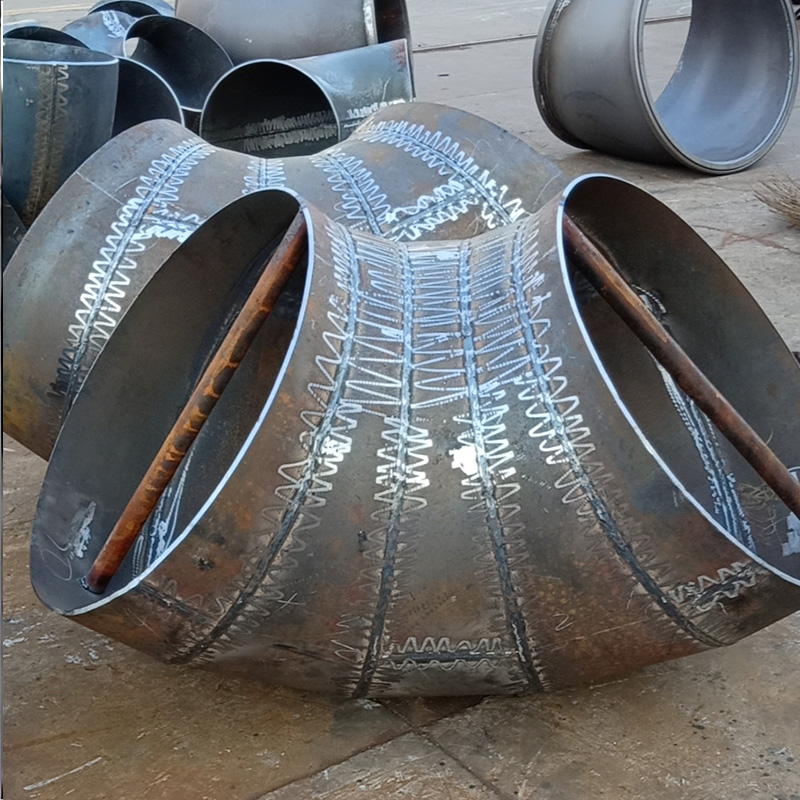 Carbon steel large-diameter shrimp-shaped welded elbow