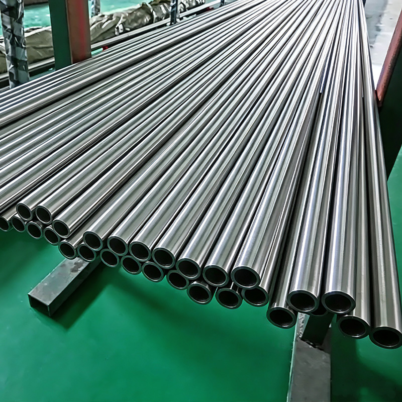 Stainless steel thick-walled high-pressure steel pipe