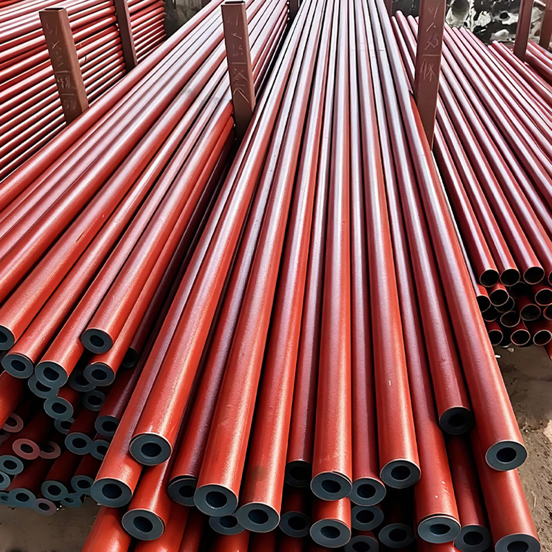Painted stainless steel pipe