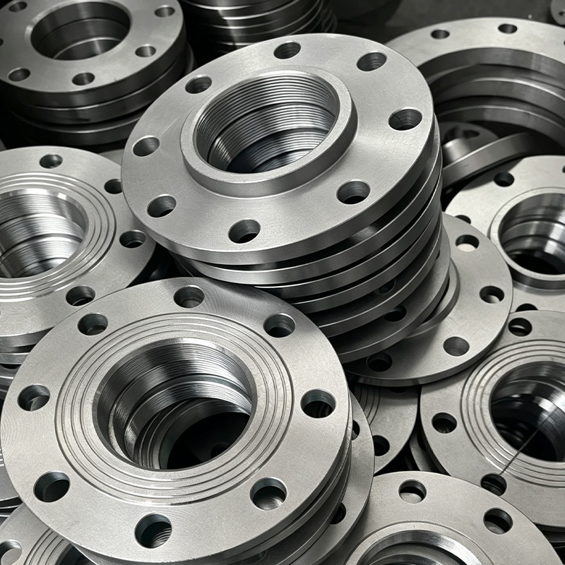 Carbon steel threaded flange