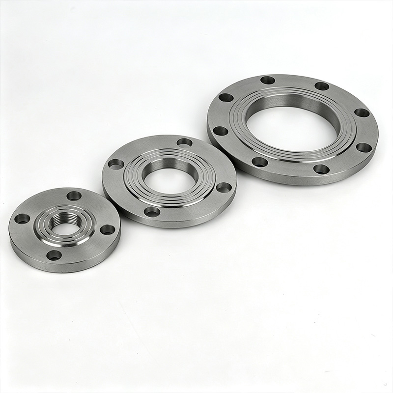 Carbon steel threaded flange