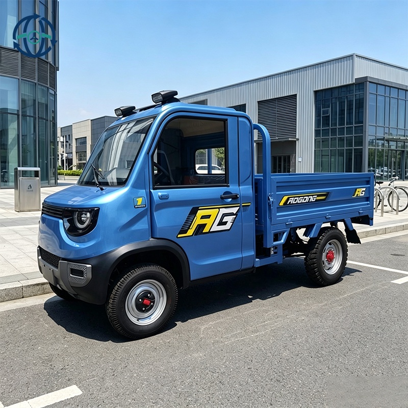 Factory Direct Sale New 4-Wheel Electric Delivery Mini Cargo Pickup for Family Logistics Adults 4-Wheel Electric Delivery Car