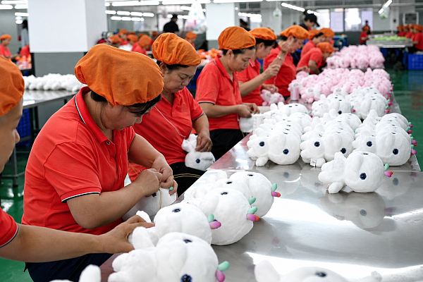 ansheng-plush-toy-hand-finishing-line