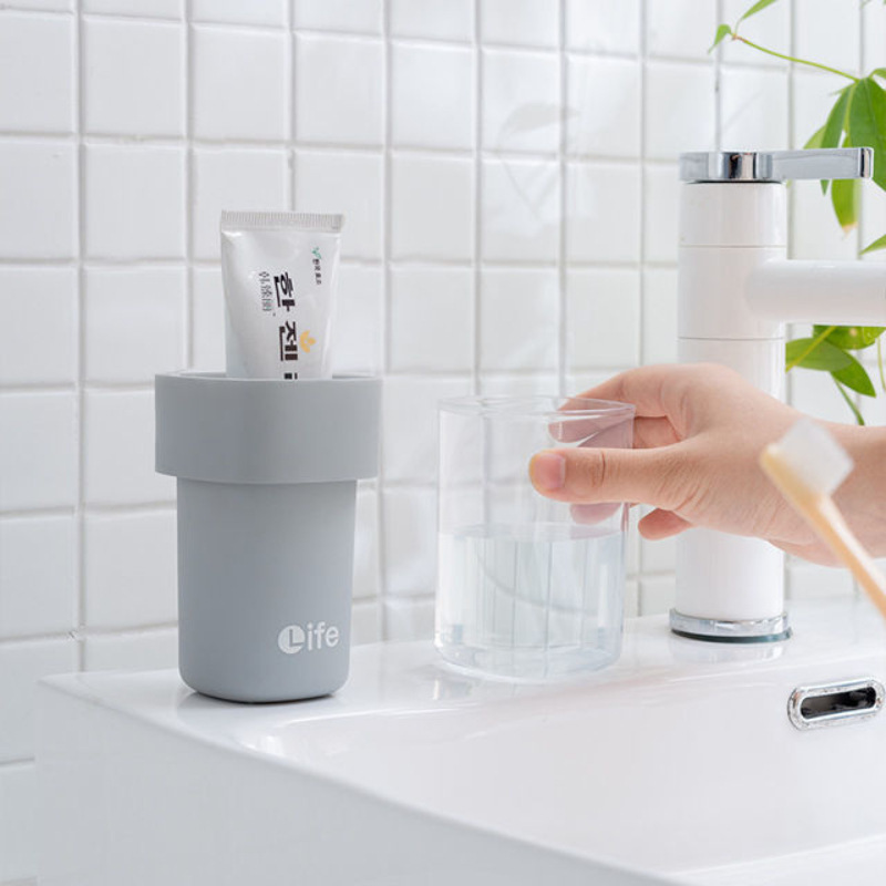 Trendy Plastic Toothbrush Cup Set with Water & Mouthwash Cups