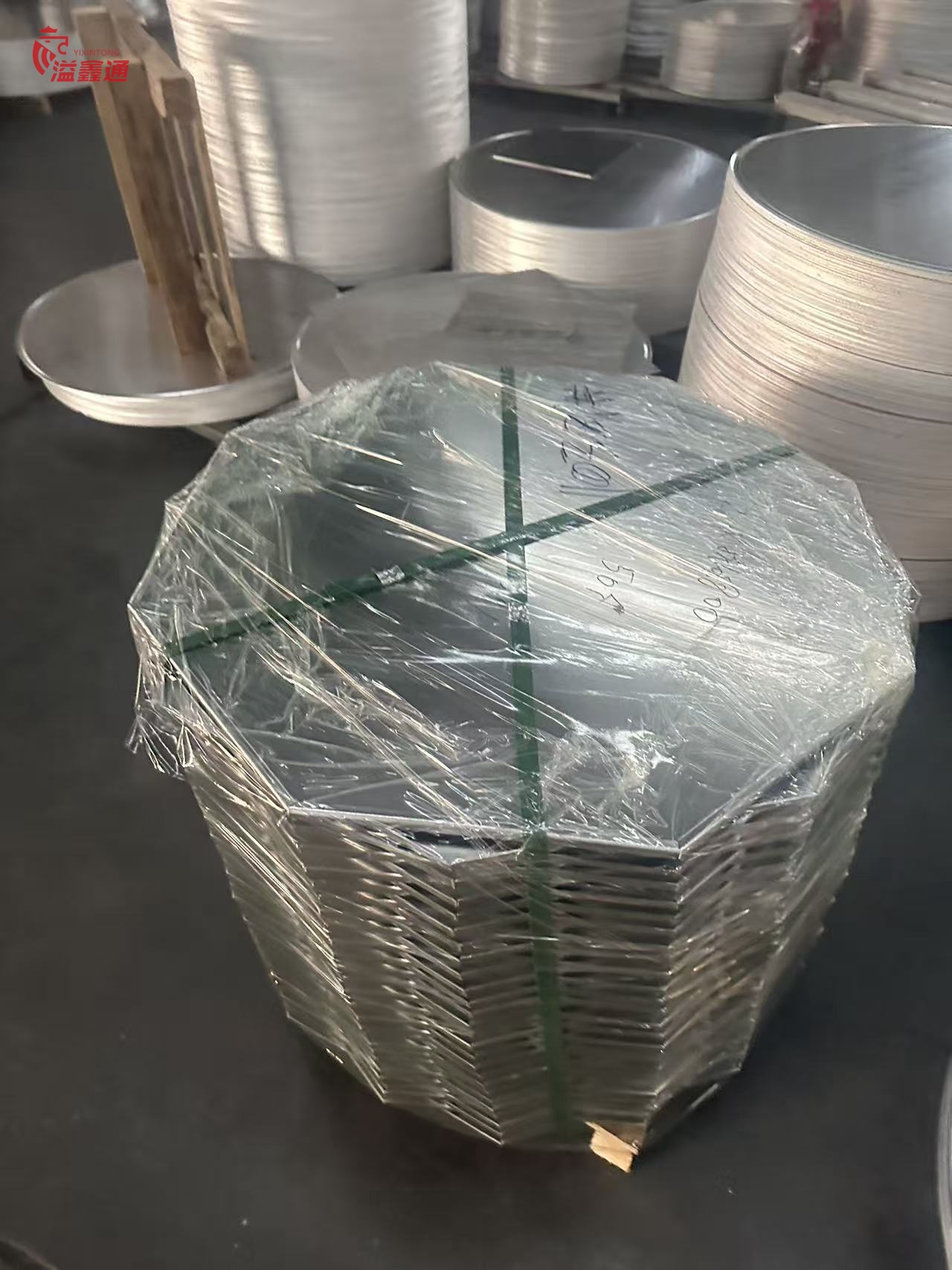 Aluminum Circle