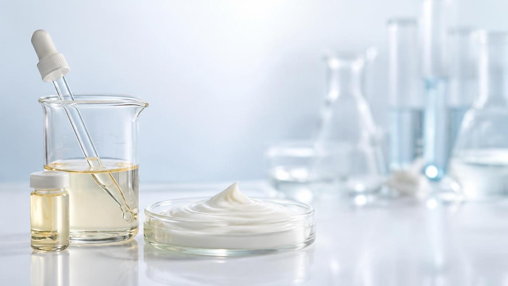 When caprylic/capric triglyceride improves the feel of skin care formulas When caprylic/capric triglyceride improves the feel of skin care formulas