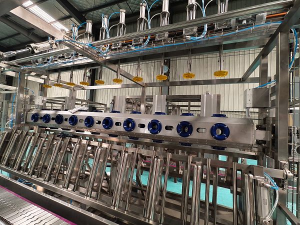 Surging Global Demand | Next-Gen 5-Gallon Bottled Water Line: High-Pressure Cleaning Meets Precision Filling Surging Global Demand | Next-Gen 5-Gallon Bottled Water Line: High-Pressure Cleaning Meets Precision Filling