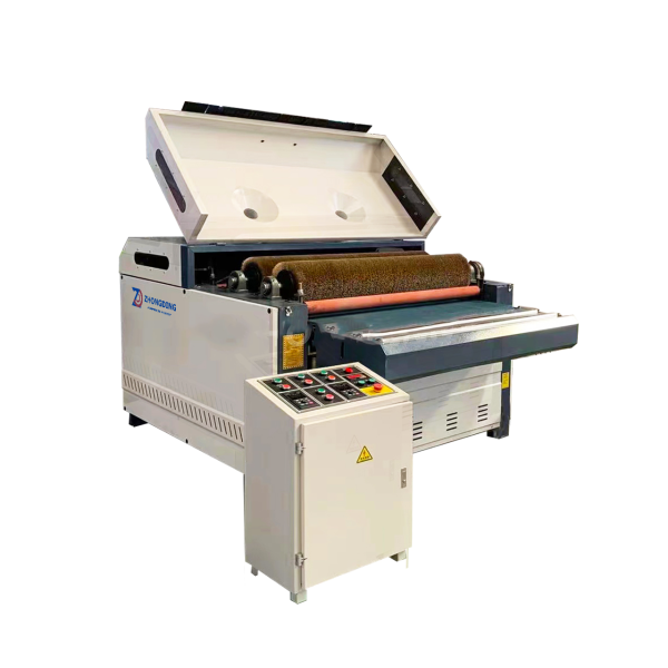Machine de brossage du bois