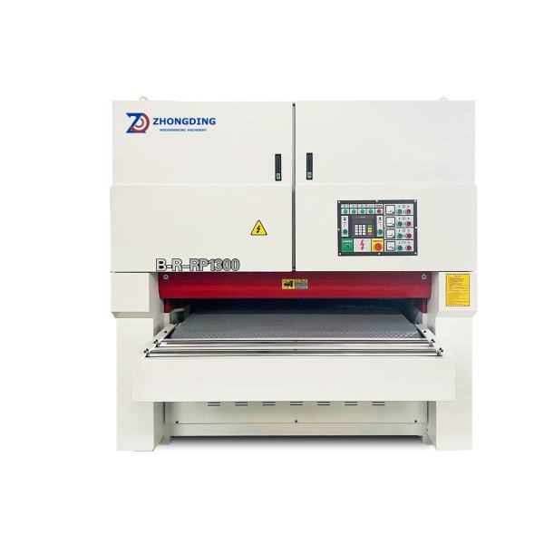 Máquina de aplainar e lixar
