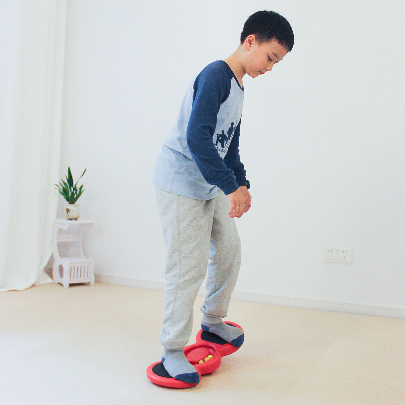 Arc Seesaw