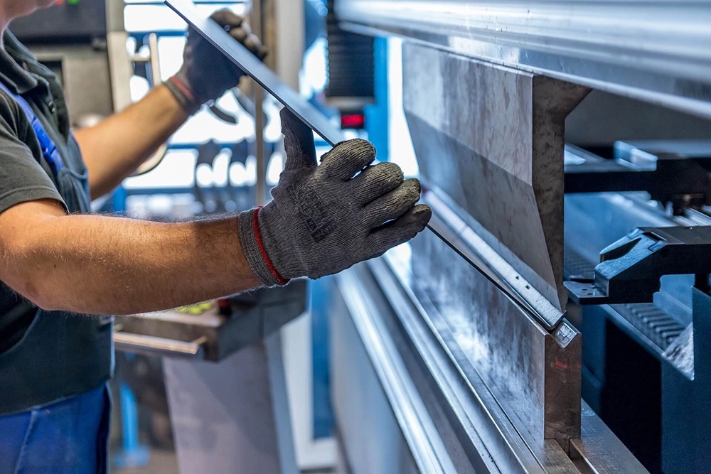 The basics of sheet metal bending