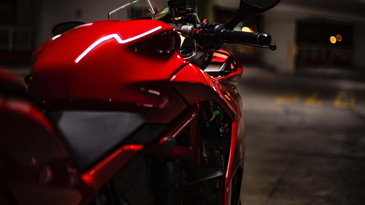 Differences in quality and durability between cheap and expensive motorcycle parts