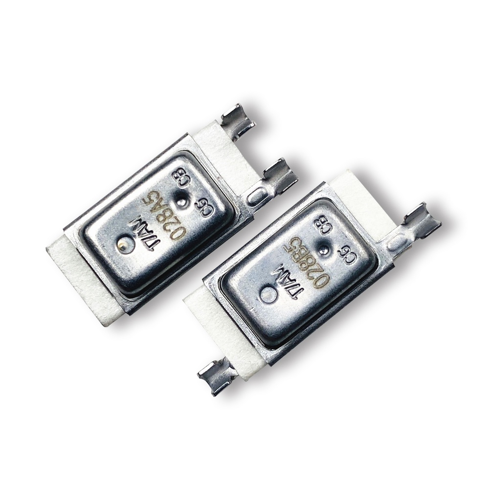 17AM Standard, High-Current, Extra High-Current, Ultra-Thin Dual Current-Temperature Protector