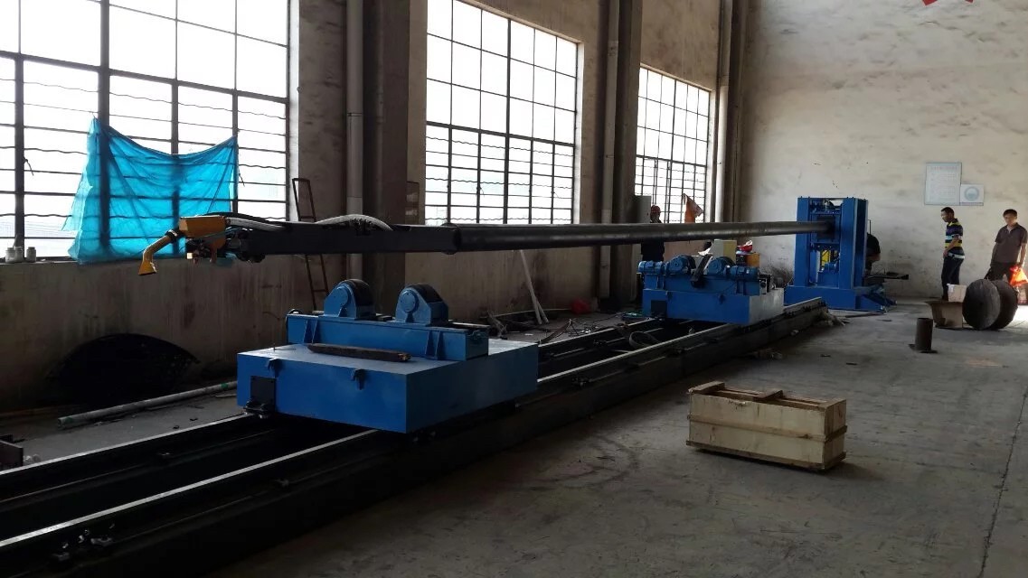 How a self-adjusting welding rotator improves shop flow