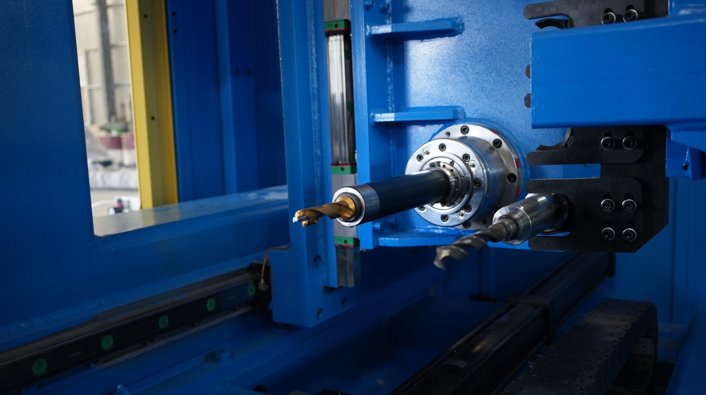 H beam 3D drilling machine