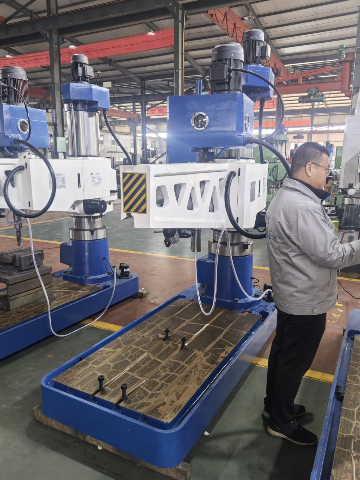 When a Universal Radial Drilling Machine Is the Better Fit