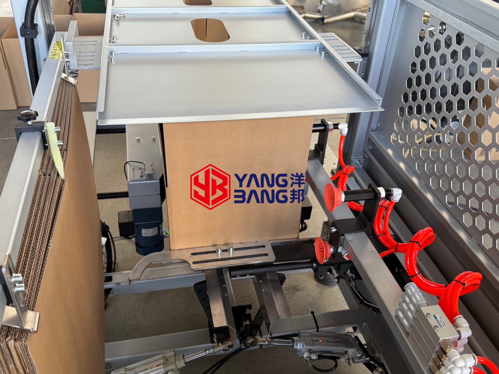 Formeuse automatique de cartons YB-DK500 à haut rendement, mobile et équipée de roulettes, pour cartons lourds, fonctionnement continu et utilisation facile