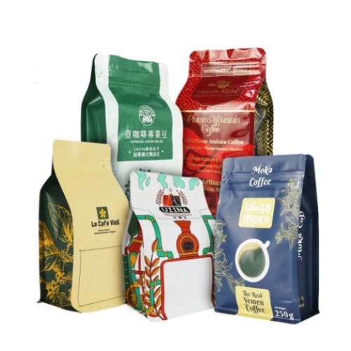 Máquina empacadora de granos de café en bolsas prefabricadas de 500 g/1 kg (estudio de caso de un cliente de Paraguay)