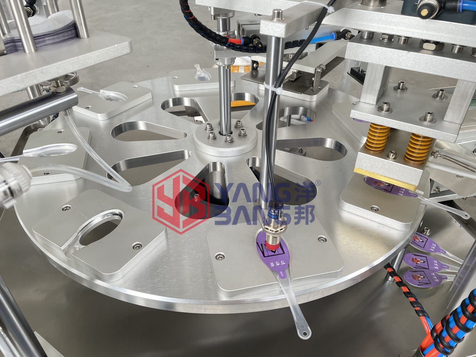 YB-FBJ2 Máquina automática de llenado y sellado de miel con cuchara de disco giratorio de 2 cabezales, precio de fábrica