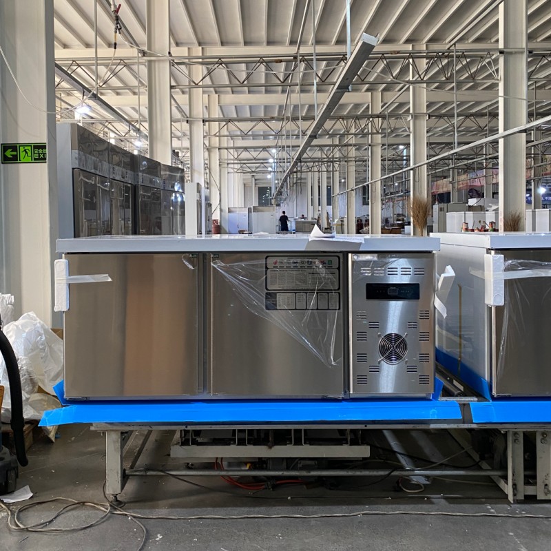 Commercial Stainless Steel No Frost Air Cooling Prep Table | Full Chiller, Full Freezer & Dual Temp Worktop Chiller