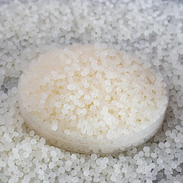 PBT Particles Factory Price GF15% Fr V0 Anti-Aging PBT Granules