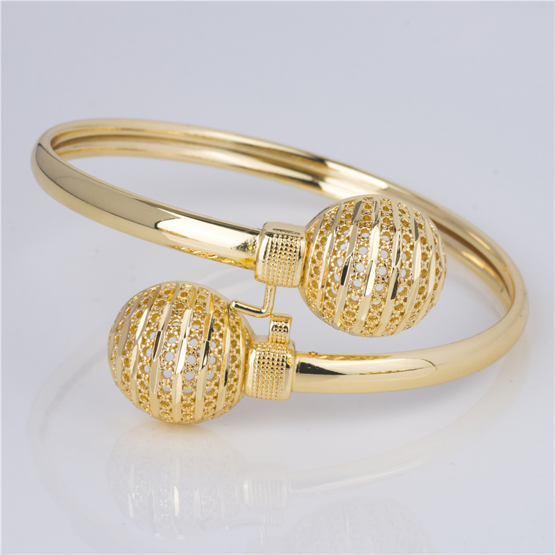 Minimalist Cuff for Women, Daily Wear