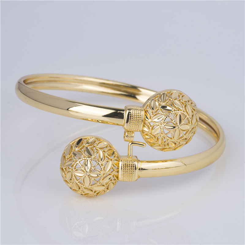 Minimalist Cuff for Women, Daily Wear