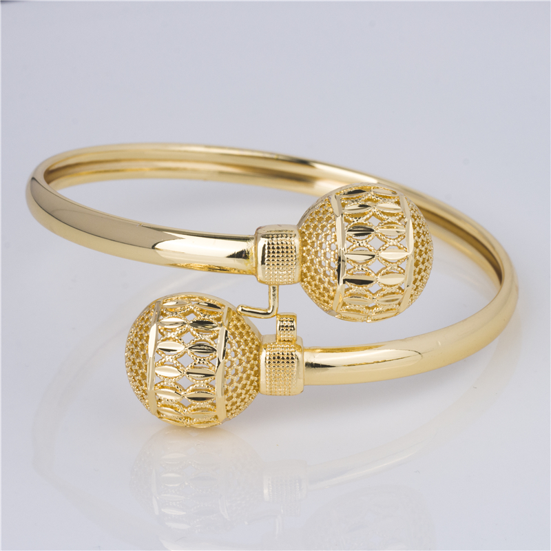 Minimalist Cuff for Women, Daily Wear