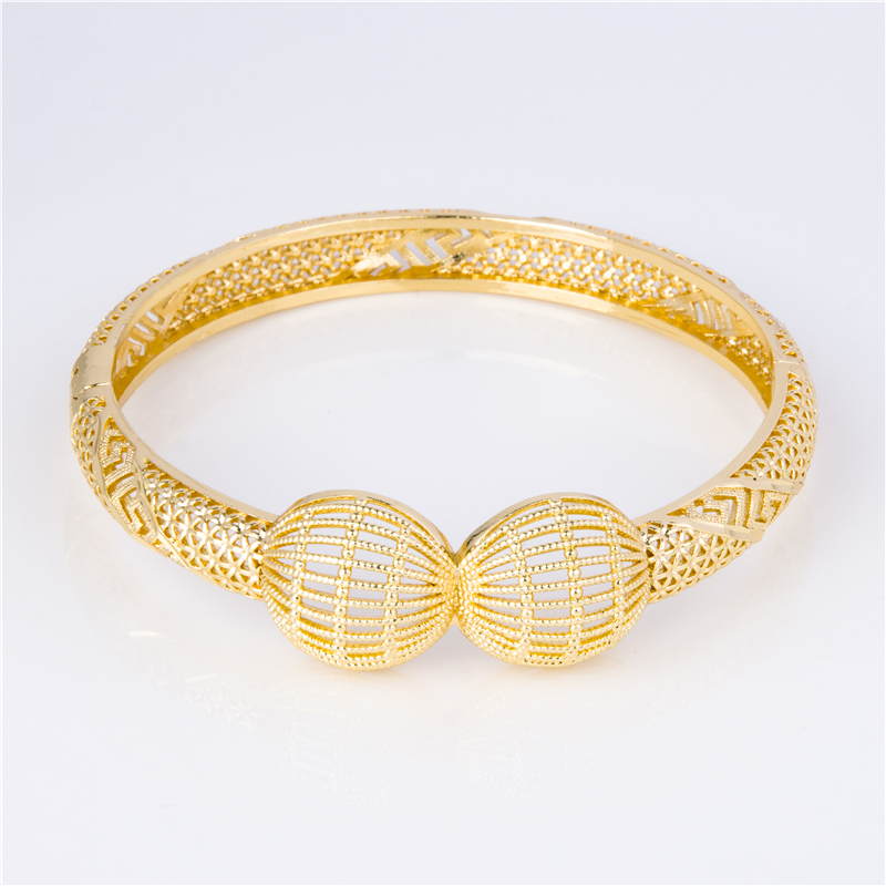 Stacking Bracelets for Bold Stacks