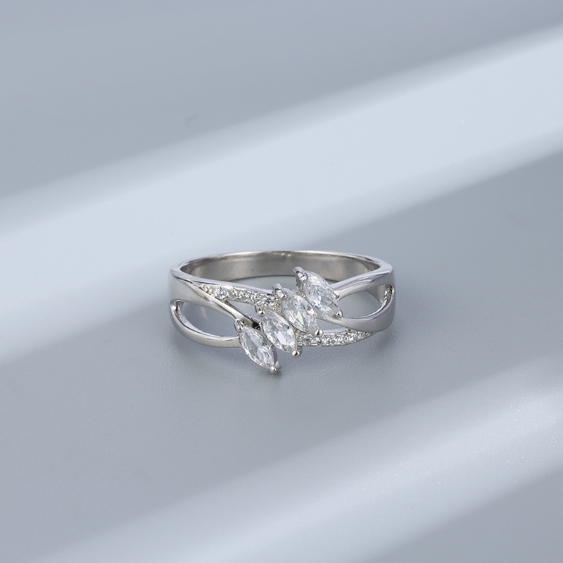 925 Sterling Silver Star Ring - Cubic Zirconia X Cross Design, Celestial Sparkle Jewelry Gift for Women