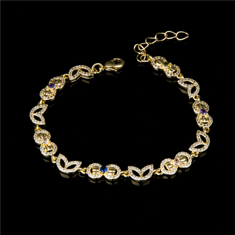 Gold-Plated Heart Link Bracelet - Interlocking Heart Chain, Classic Everyday Jewelry Gift for Women