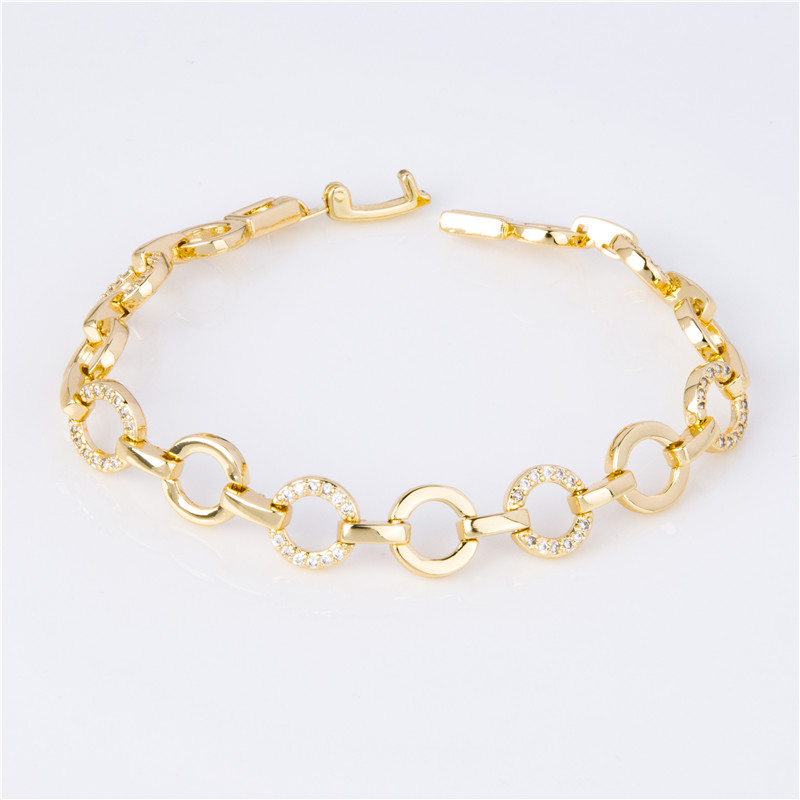 Gold-Plated Link Chain Bracelet - Polished Classic Chain, Minimalist Everyday Jewelry for Women