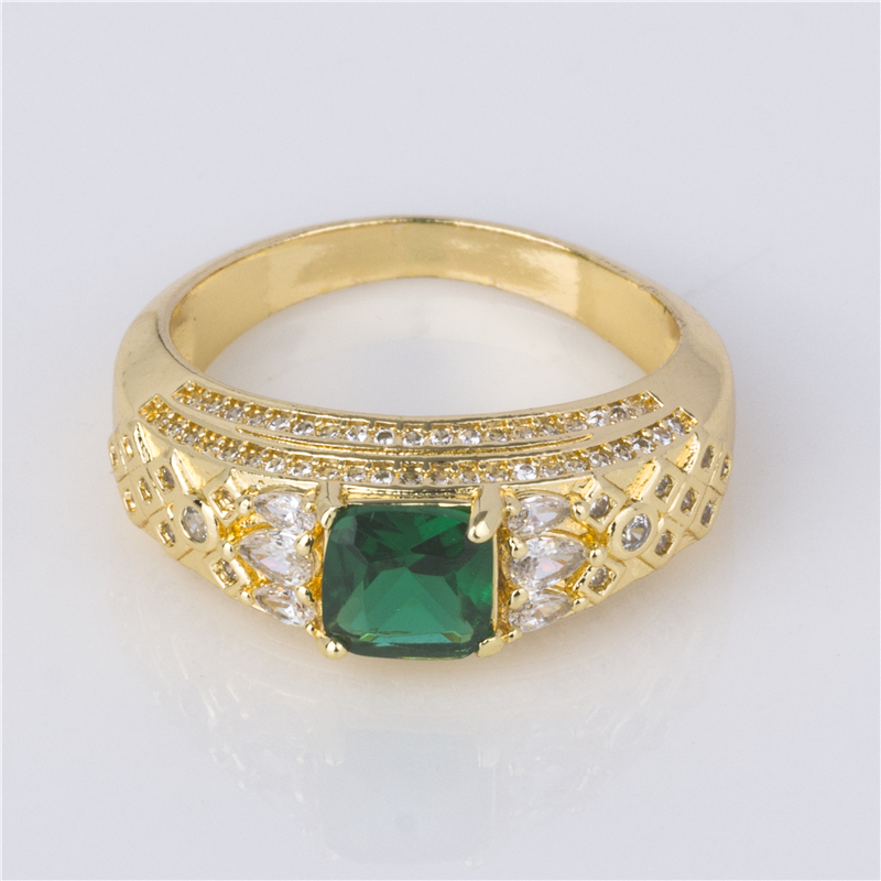 Gold-Plated Emerald Green Ring - Square Stone on Hammered Texture Band, Earthy Luxury for Women Gold-Plated Emerald Green Ring - Square Stone on Hammered Texture Band, Earthy Luxury for Women