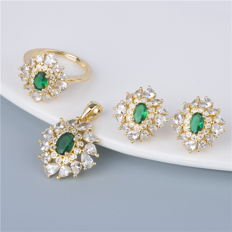 Gold-Plated Emerald Flower Jewelry Set - 3 Piece Ring, Earrings & Pendant, Green Luxury Gift Set Gold-Plated Emerald Flower Jewelry Set - 3 Piece Ring, Earrings & Pendant, Green Luxury Gift Set