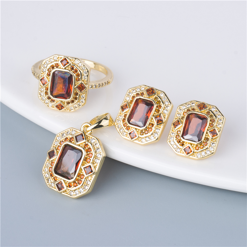 Gold-Plated Sunset Cushion Set - 3 Piece Vintage Ring, Earrings & Pendant in Coral Pink Gold-Plated Sunset Cushion Set - 3 Piece Vintage Ring, Earrings & Pendant in Coral Pink