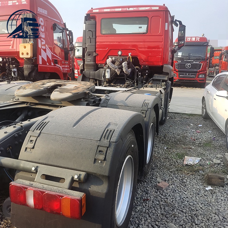 Howo N7W Heavy Truck 460HP 6x4 Tractor