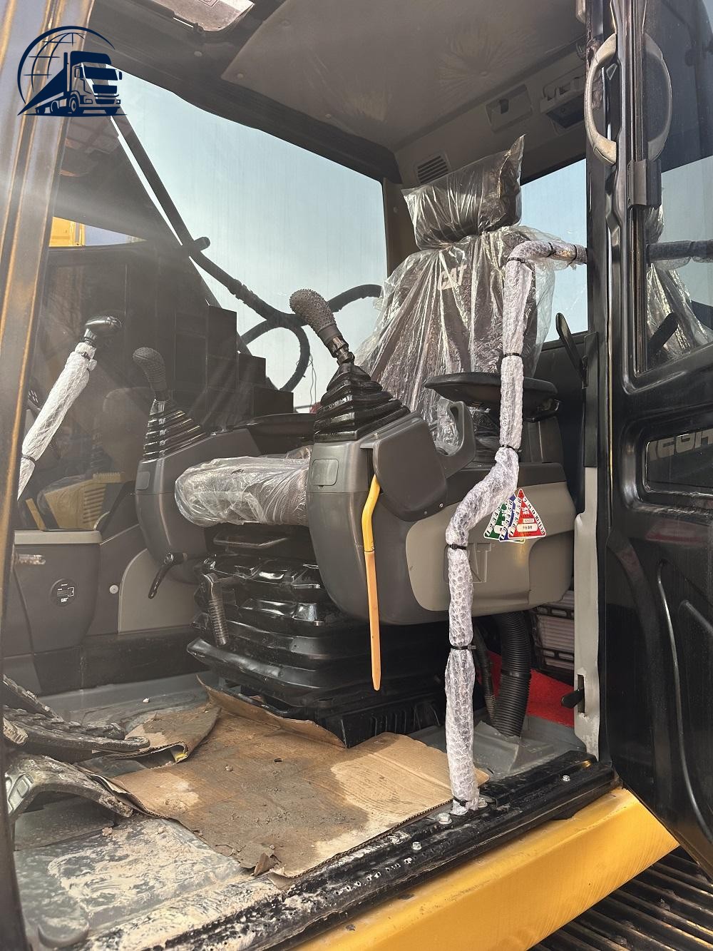 Cat 323 Excavator