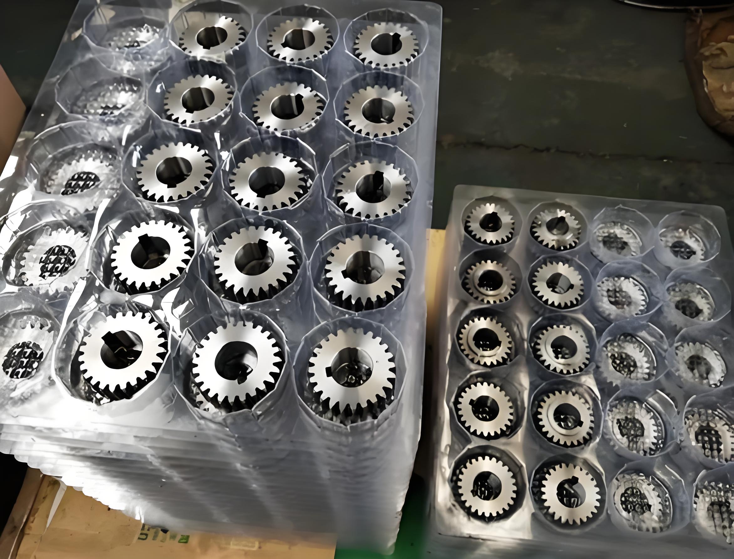 Spur gear