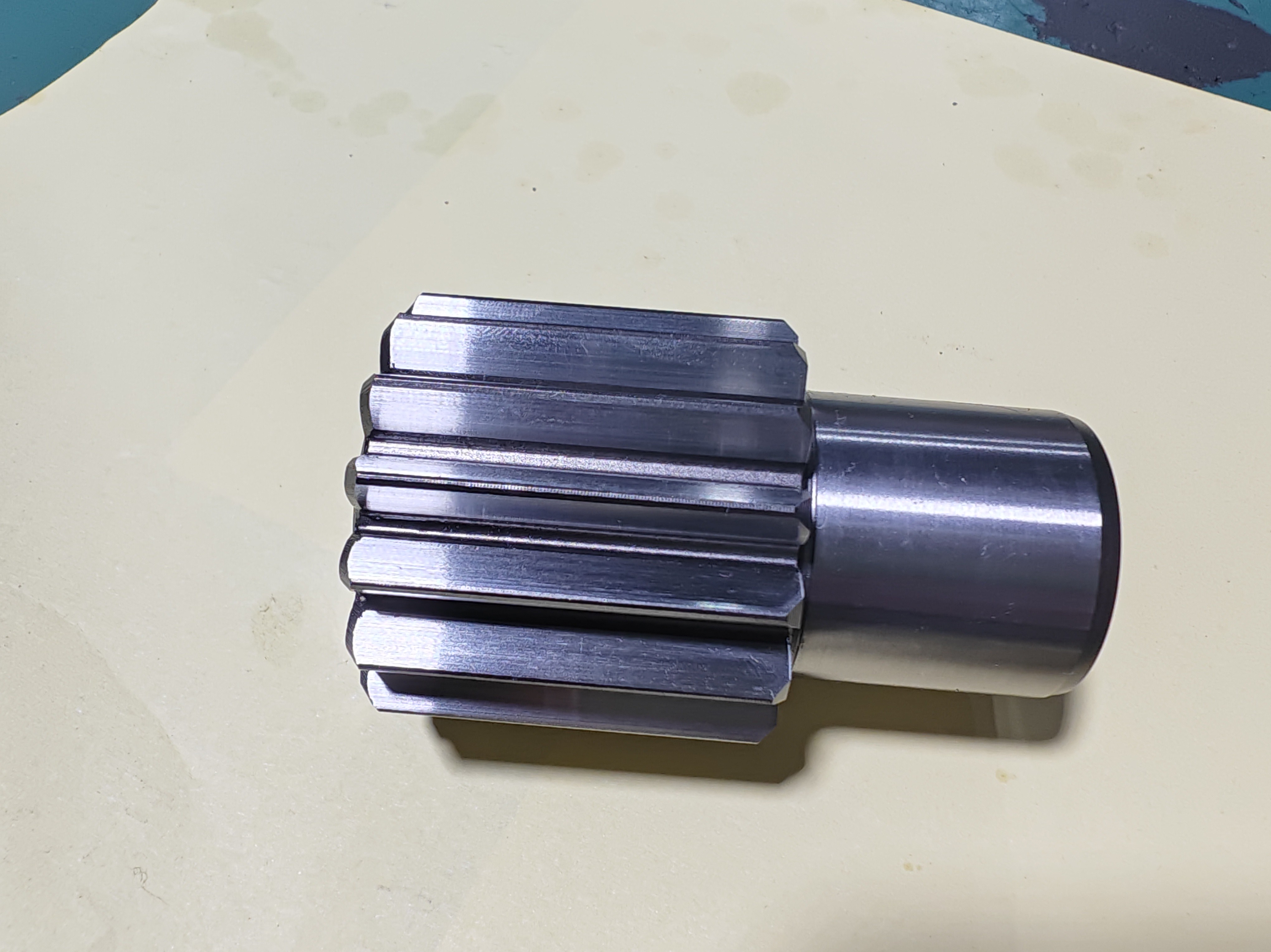 Spur gear