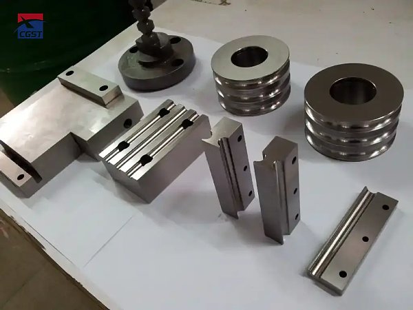 Non-standard/Customized Parts Non-standard/Customized Parts