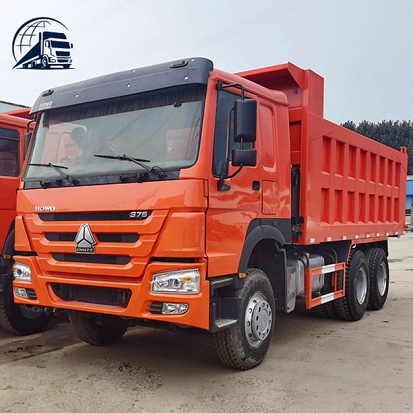 Самосвал Sinotruk Howo с 10 колёсами, мощностью 375 л. с., колёсной формулой 6x4 и грузоподъёмностью 30 тонн